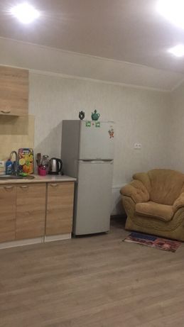 Rent daily an apartment in Kyiv on the St. Stetsenka per 700 uah. 
