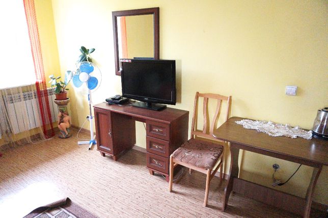 Rent daily an apartment in Chernivtsi on the Soborna square per 400 uah. 