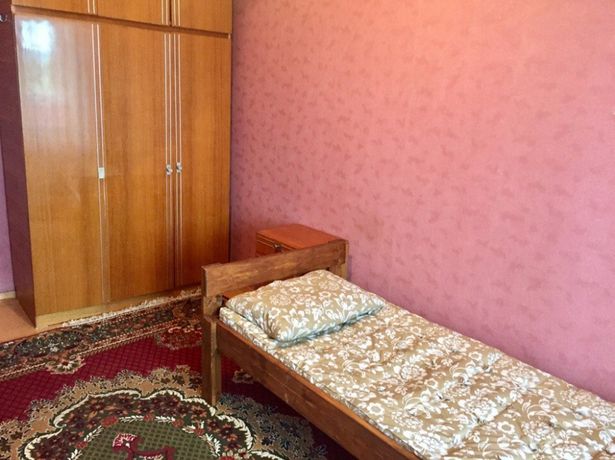 Снять квартиру в Каменец-Подольском на ул. Огиенко за 1400 грн. 
