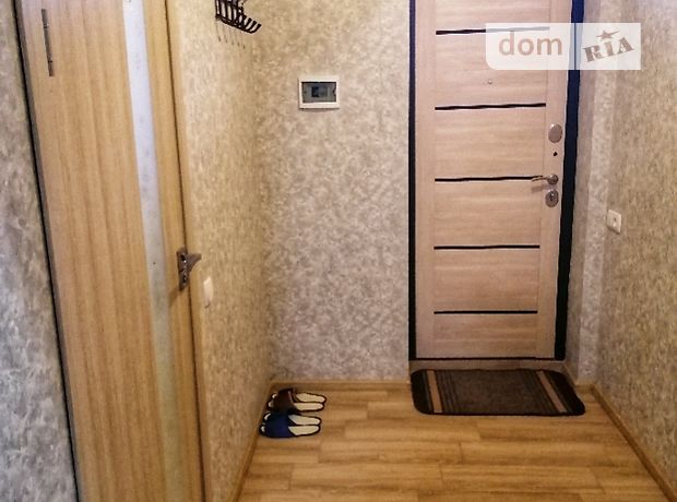 Rent daily an apartment in Kropyvnytskyi on the St. Kropyvnytskoho per 450 uah. 