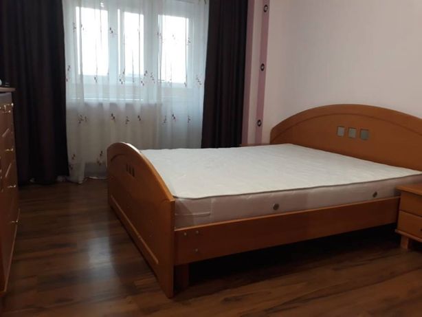 Rent daily an apartment in Rivne on the St. Malorivnenska 12 per 500 uah. 