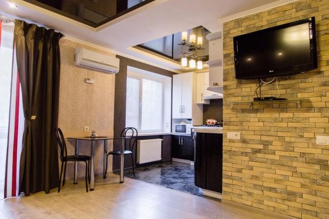 Rent daily an apartment in Kropyvnytskyi in Podіlskyi district per 600 uah. 