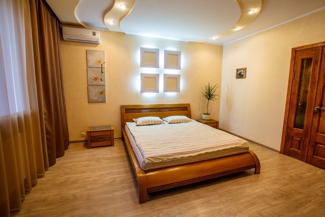 Rent daily an apartment in Kamianets-Podilskyi per 1500 uah. 