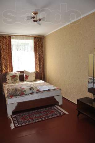 Снять посуточно квартиру в Умане на ул. Комарова за 350 грн. 