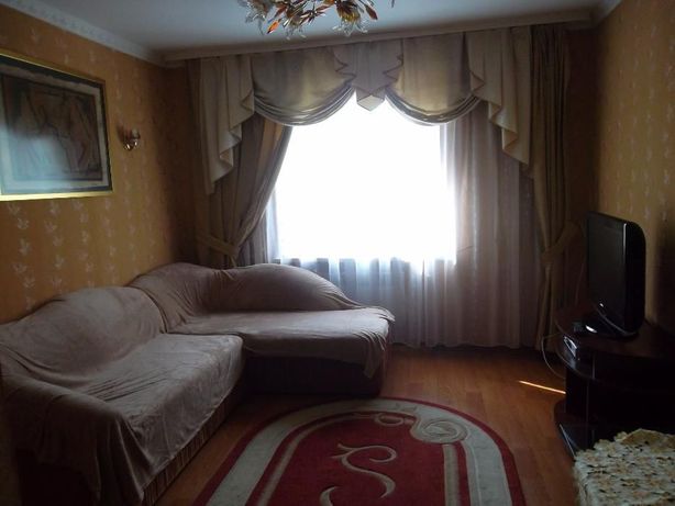 Rent daily an apartment in Mukachevo per 450 uah. 