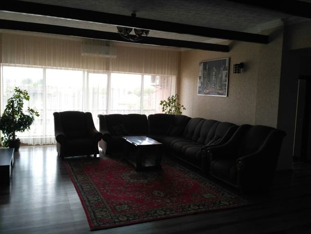 Rent daily an apartment in Mukachevo on the lane Petrova Henerala per 650 uah. 
