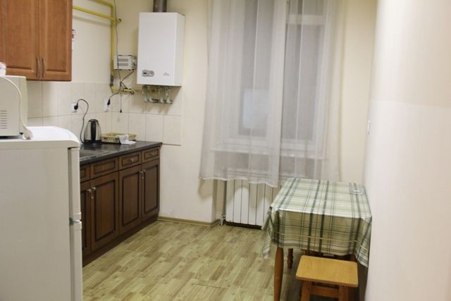 Rent daily an apartment in Mukachevo on the Kyryla i Mefodiia square per 700 uah. 