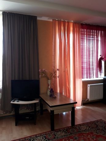 Rent daily an apartment in Nizhyn on the St. Hoholia 2 per 350 uah. 