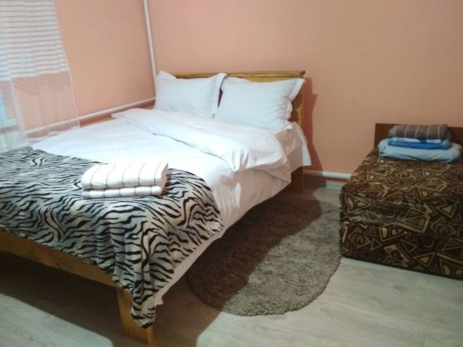 Rent daily a house in Rivne per 150 uah. 