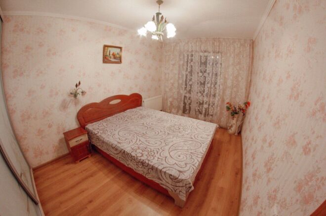 Снять посуточно квартиру в Кропивницком на ул. Кропивницкого за 500 грн. 