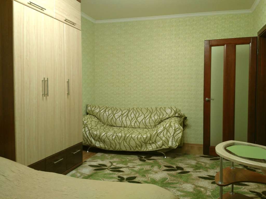 Rent daily an apartment in Bila Tserkva on the St. Dekabrystiv 75 per 480 uah. 