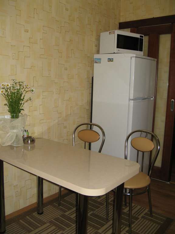 Rent daily an apartment in Bila Tserkva on the St. Dekabrystiv 75 per 480 uah. 