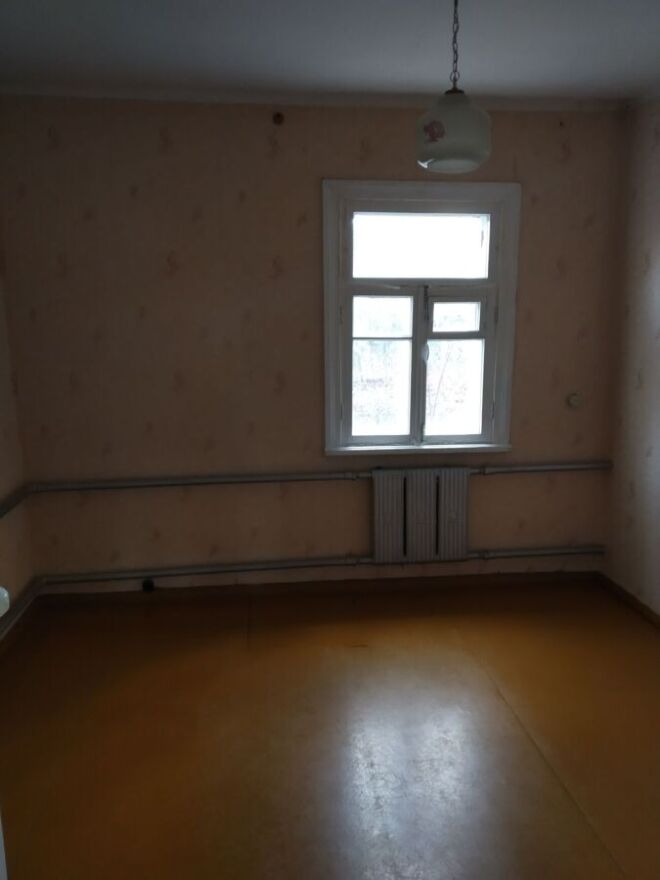 Rent a house in Boryspil on the St. Holovatoho per 6000 uah. 