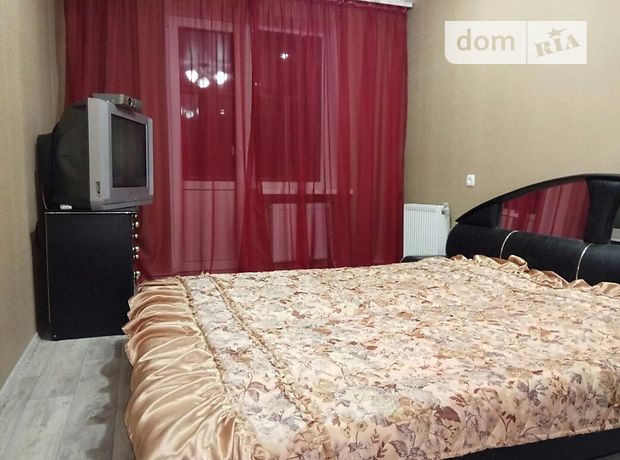 Rent daily an apartment in Nikopol on the St. Shevchenka 223/1 per 400 uah. 
