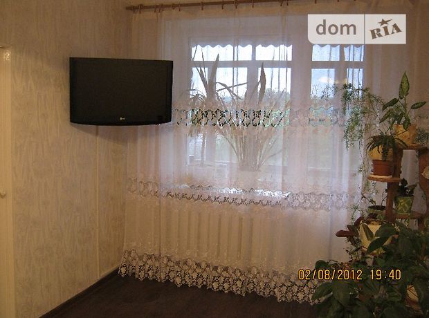 Rent daily an apartment in Sloviansk on the St. Novo-Slovianska per 350 uah. 