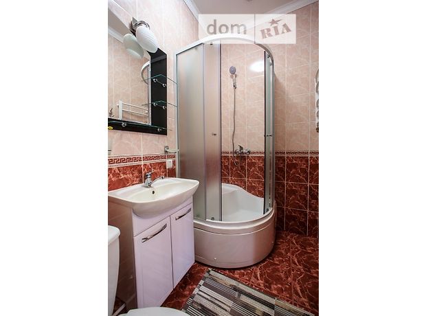 Rent daily an apartment in Kamianets-Podilskyi per 450 uah. 