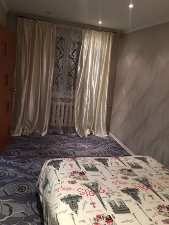 Rent daily an apartment in Kremenchuk on the St. Khalameniuka per 400 uah. 