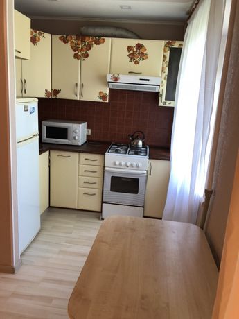 Rent daily an apartment in Kremenchuk on the St. Soborna 40/2 per 450 uah. 