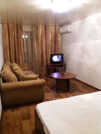 Rent daily an apartment in Kremenchuk on the St. Pershotravneva 31/6 per 349 uah. 