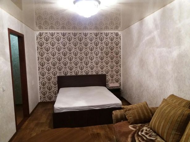 Rent daily an apartment in Kremenchuk on the St. Pershotravneva 31/6 per 349 uah. 