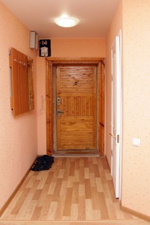 Rent daily an apartment in Dnipro on the Avenue Pushkina per 500 uah. 