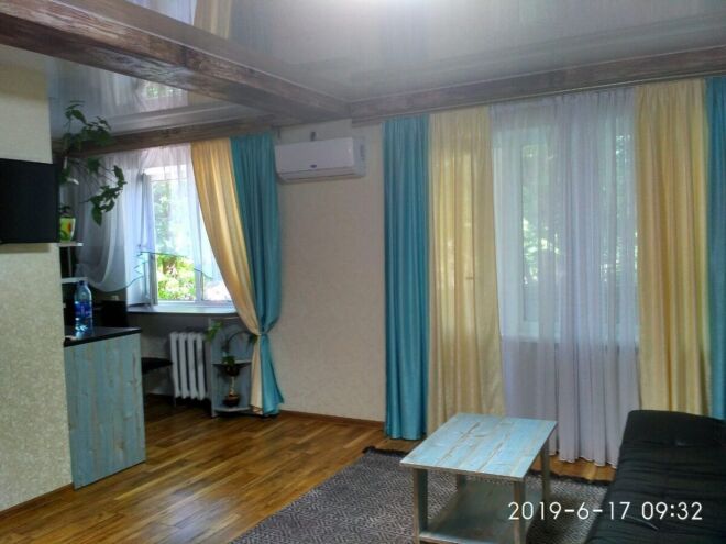 Rent daily an apartment in Zaporizhzhia on the Avenue Sobornyi per 599 uah. 