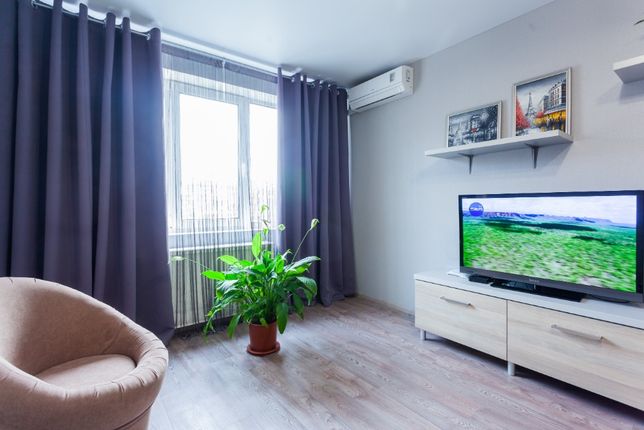 Rent daily an apartment in Kyiv near Metro Obolon per 950 uah. 