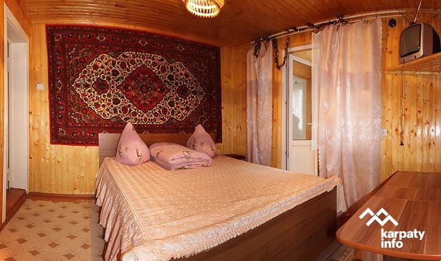 Rent daily a room in Lutsk per 300 uah. 