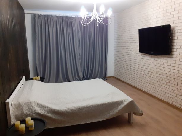 Rent daily an apartment in Lutsk on the St. Vynnychenka per 600 uah. 