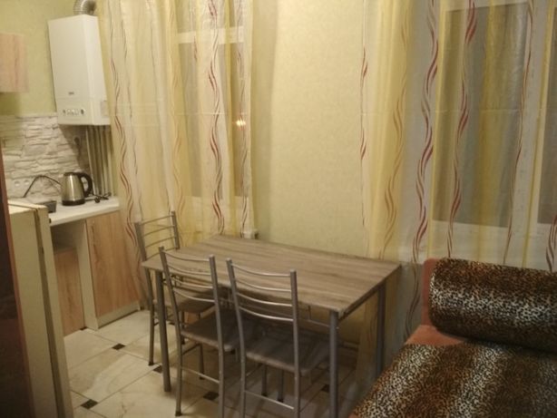 Rent daily a room in Sumy on the St. Heroiv Nebesnoi Sotni per 350 uah. 