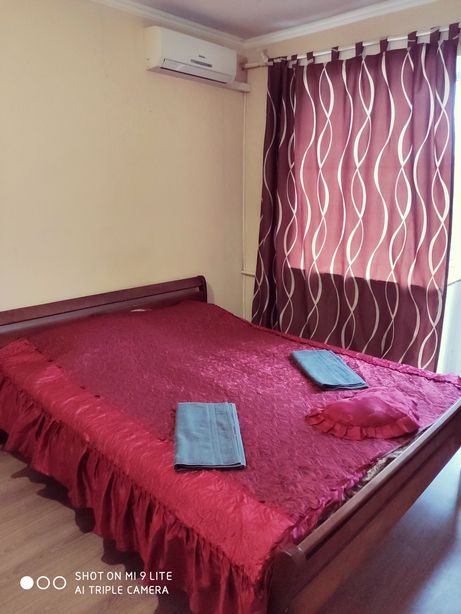 Rent daily an apartment in Vinnytsia on the lane 1-i Pyrohova per 250 uah. 