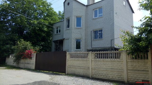 Rent a house in Poltava per 11800 uah. 