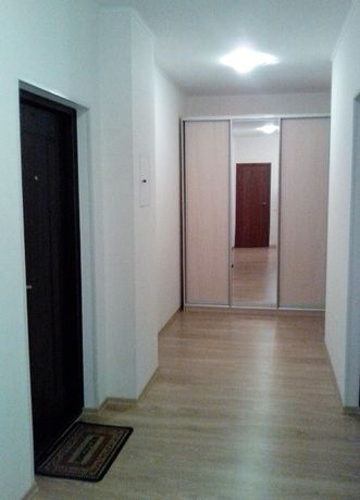 Rent an apartment in Kyiv on the St. Makiivska 8 per 14500 uah. 