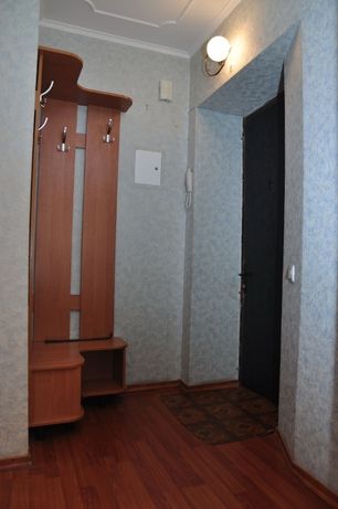 Rent daily an apartment in Sumy on the Avenue Shevchenka 1-2 per 280 uah. 