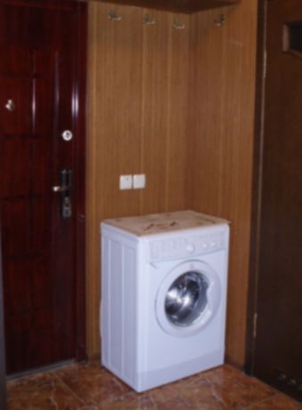 Rent daily an apartment in Lutsk on the Avenue Vidrodzhennia 3 per 400 uah. 