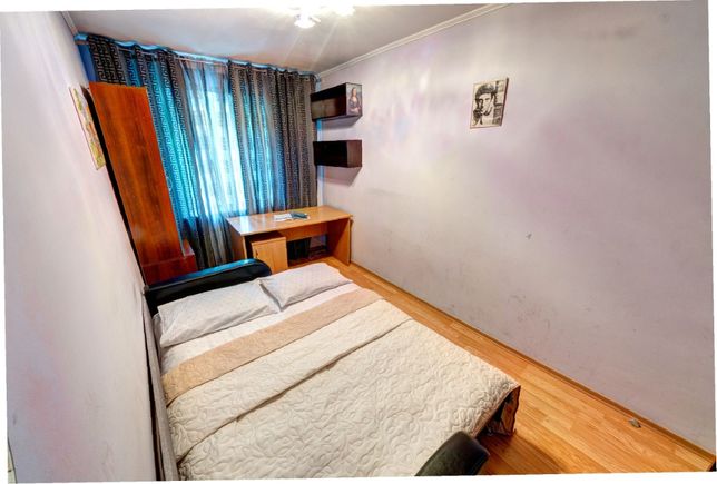 Rent daily an apartment in Kyiv on the St. Yevhena Konovaltsia 29 per 1100 uah. 