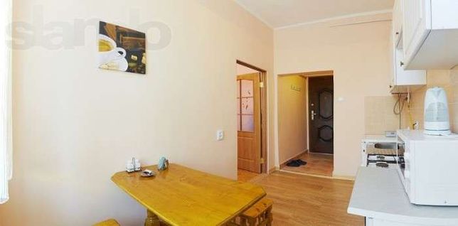 Rent daily an apartment in Lutsk on the St. Prylutska per 220 uah. 