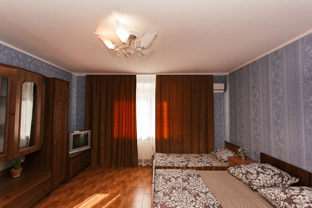 Rent daily an apartment in Sumy on the St. Zasumska 10А per 400 uah. 