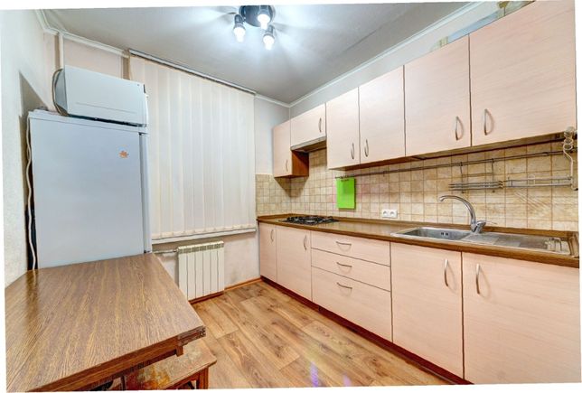 Rent daily an apartment in Kyiv on the Pecherskyi uzvoz 2 per 800 uah. 