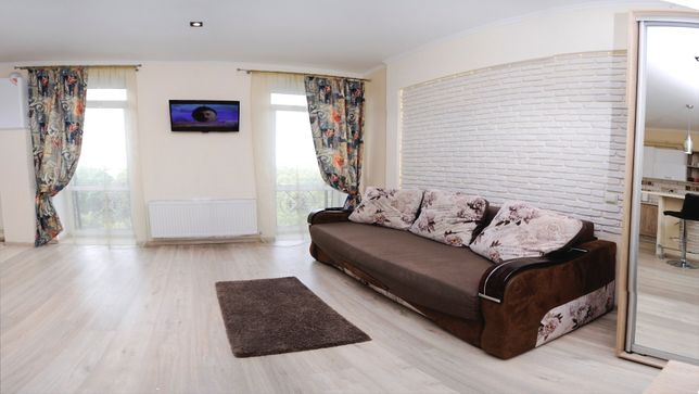Rent daily an apartment in Ivano-Frankivsk on the St. Zaliznychna 49 per 425 uah. 