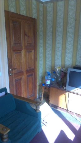 Rent a room in Kyiv on the St. Arkhypenka Oleksandra 10 per 3500 uah. 