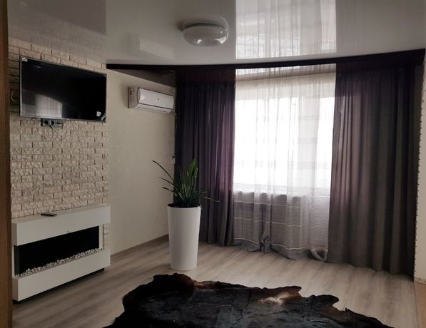 Rent daily an apartment in Kamianske per 700 uah. 