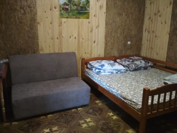 Rent daily a house in Nizhyn per 1400 uah. 