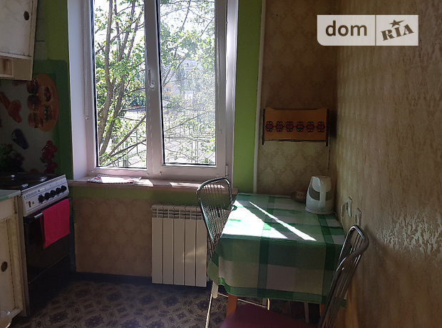 Снять посуточно комнату в Киеве на ул. Водопроводная за 350 грн. 