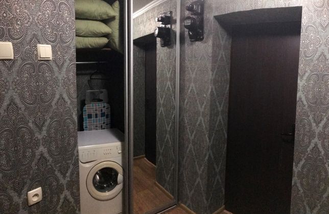Rent daily an apartment in Mariupol on the Blvd. Bohdana Khmelnytskoho 24 per 350 uah. 