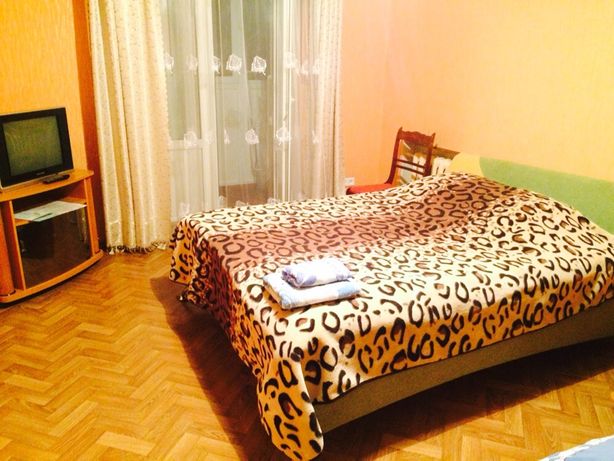 Rent daily an apartment in Cherkasy on the St. Nebesnoi Sotni per 290 uah. 