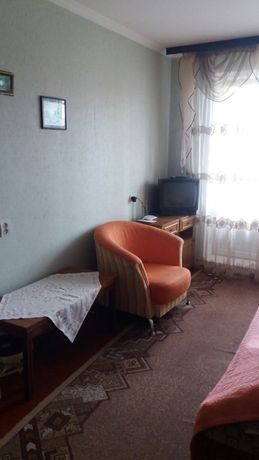 Rent daily an apartment in Lutsk on the St. Kravchuka per 380 uah. 