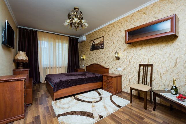 Снять посуточно квартиру в Киеве на ул. Чавдар Елизаветы 34 за 800 грн. 