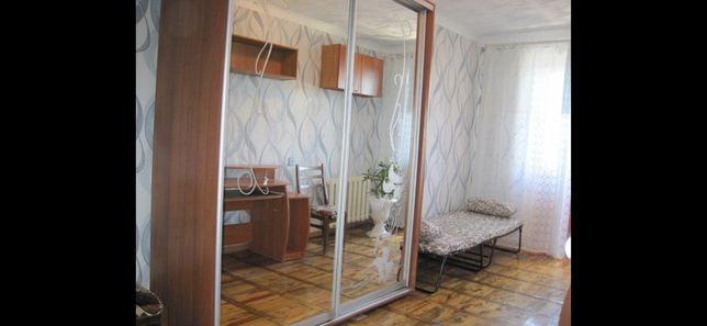 Rent an apartment in Berdiansk on the St. Berdianska per 2500 uah. 