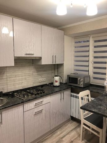 Rent daily an apartment in Kherson on the lane 1- i Parkovyi per 750 uah. 